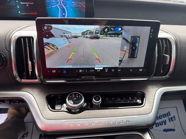 2025 Ford Expedition Platinum