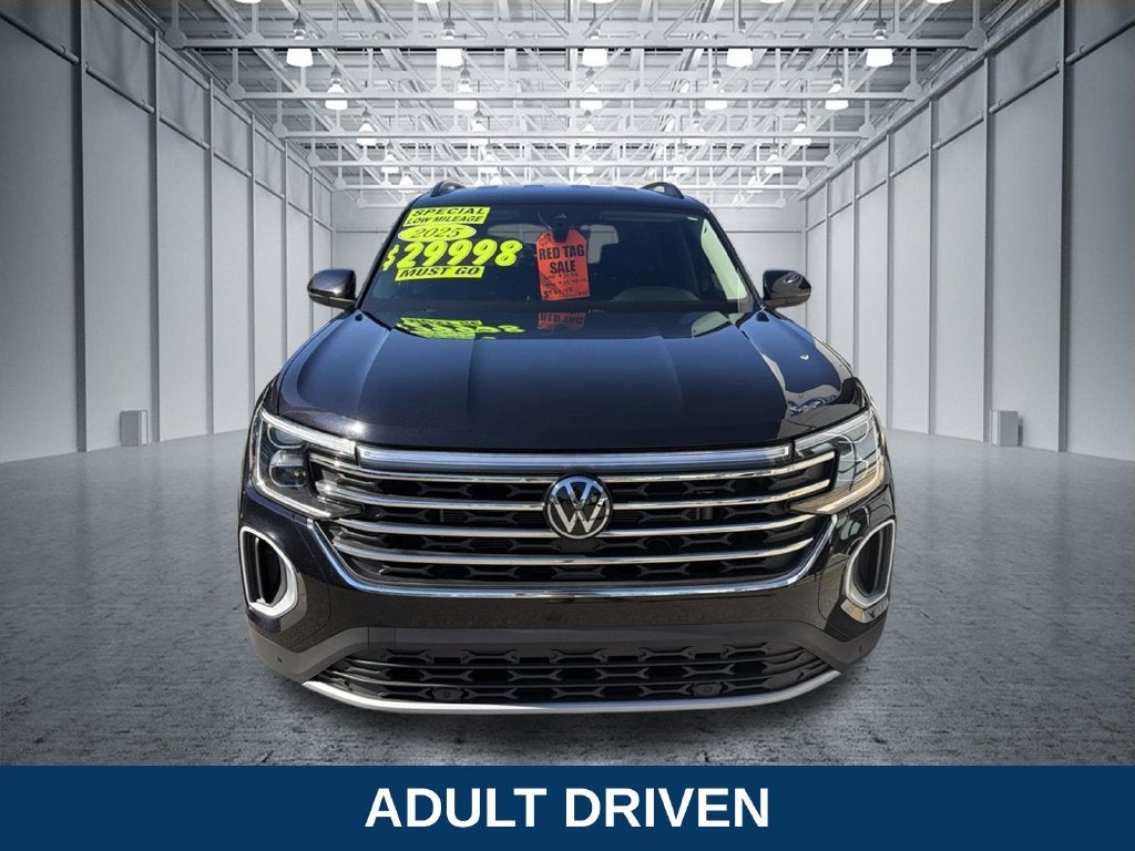 2025 Volkswagen Atlas 2.0T SE w/Technology