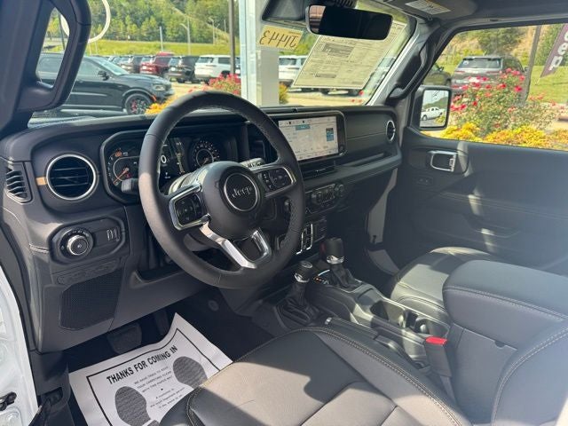 2025 Jeep Wrangler WRANGLER 4-DOOR SAHARA