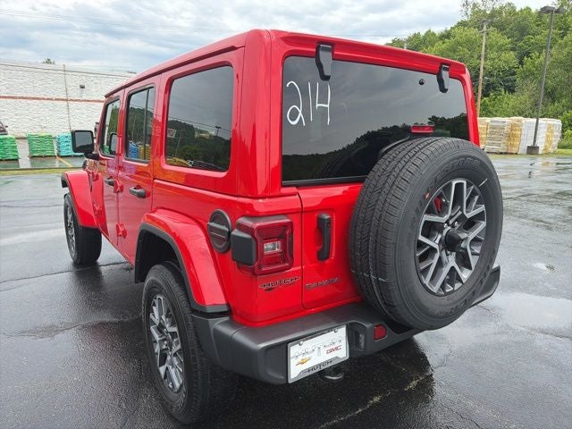 2025 Jeep Wrangler 4-Door Sahara 4x4