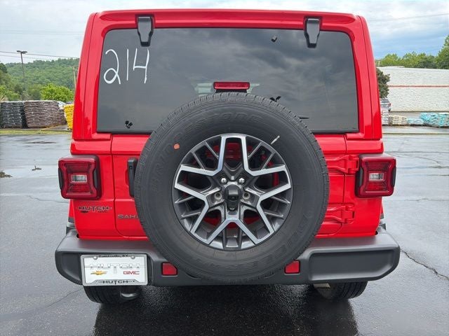 2025 Jeep Wrangler 4-Door Sahara 4x4