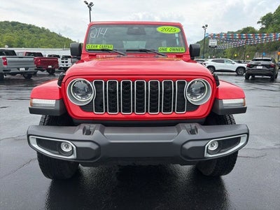 2025 Jeep Wrangler 4-Door Sahara 4x4