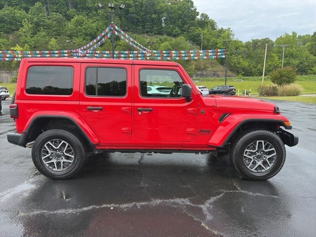 2025 Jeep Wrangler 4-Door Sahara 4x4