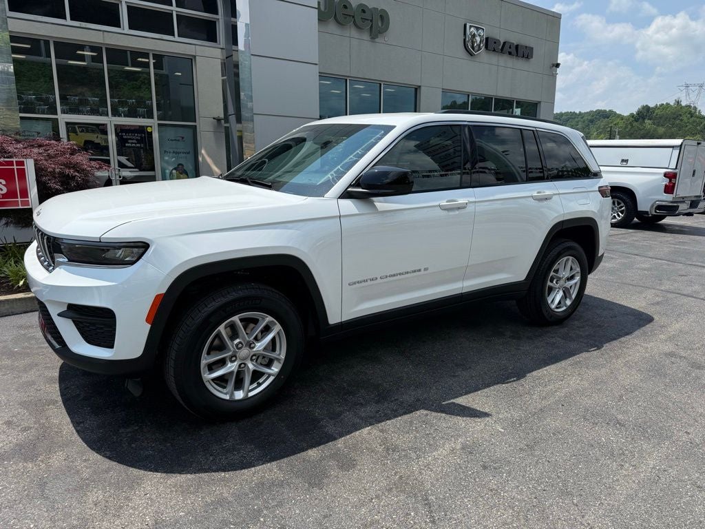 2026 Jeep Grand Cherokee GRAND CHEROKEE LAREDO 4X4