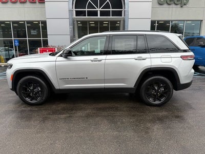 2026 Jeep Grand Cherokee GRAND CHEROKEE LAREDO ALTITUDE 4X4