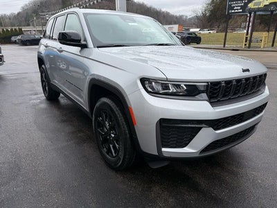 2026 Jeep Grand Cherokee GRAND CHEROKEE LAREDO ALTITUDE 4X4