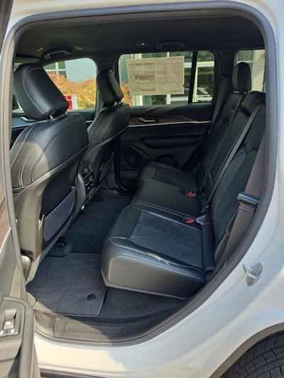 2026 Jeep Grand Cherokee GRAND CHEROKEE LAREDO ALTITUDE 4X4