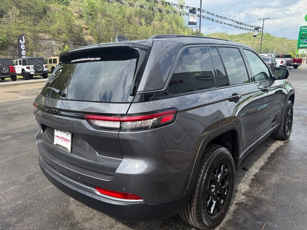 2026 Jeep Grand Cherokee GRAND CHEROKEE LAREDO ALTITUDE 4X4