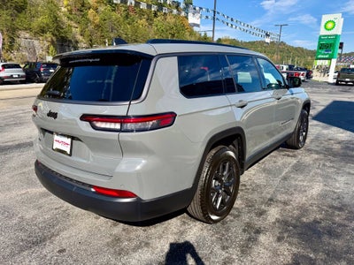 2027 Jeep Grand Cherokee GRAND CHEROKEE L LAREDO ALTITUDE 4X4