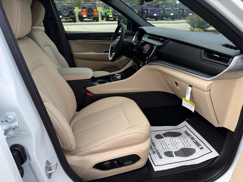 2026 Jeep Grand Cherokee GRAND CHEROKEE L LIMITED 4X4
