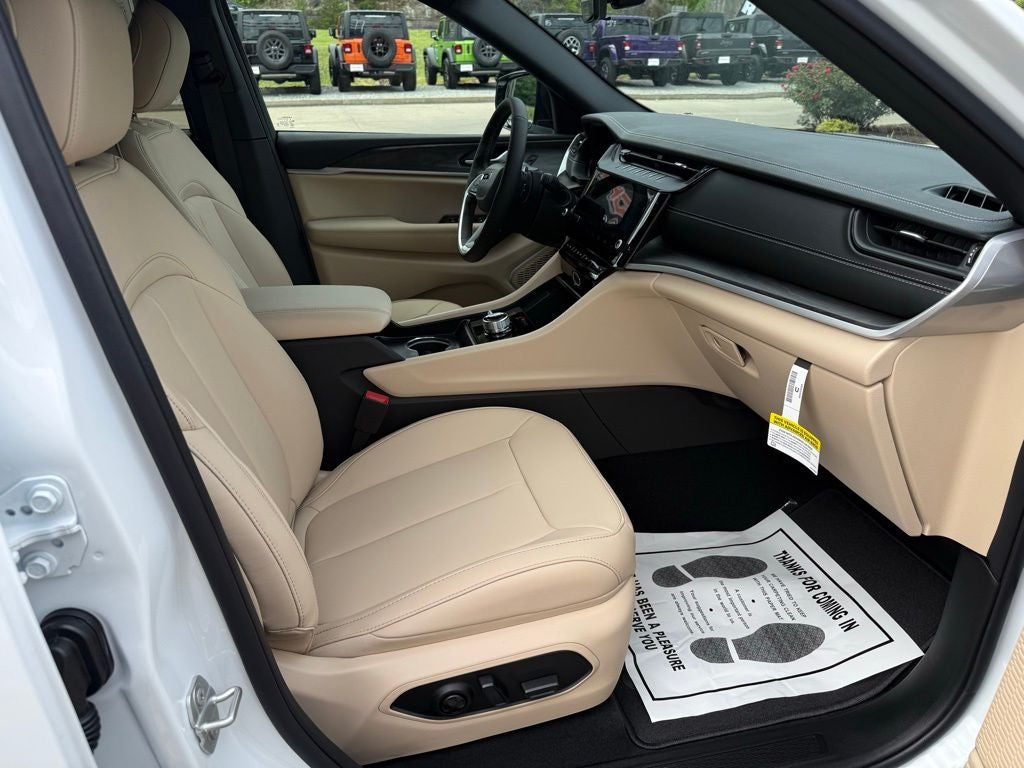2026 Jeep Grand Cherokee GRAND CHEROKEE L LIMITED 4X4