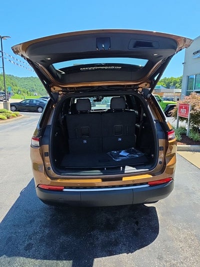 2026 Jeep Grand Cherokee GRAND CHEROKEE L LIMITED 4X4