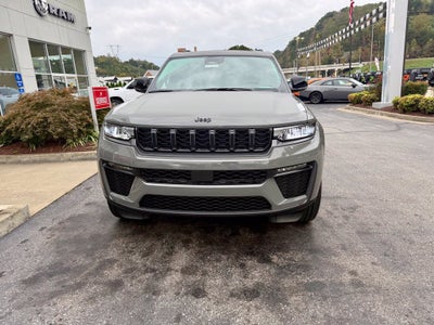 2027 Jeep Grand Cherokee GRAND CHEROKEE L LIMITED 4X4