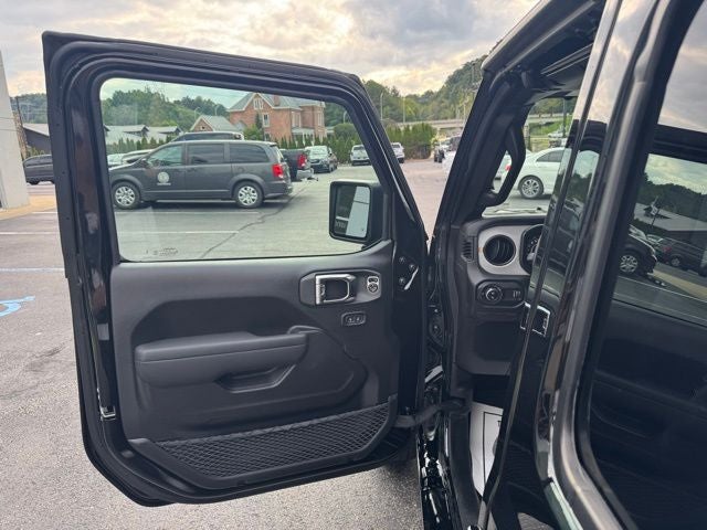 2025 Jeep Gladiator GLADIATOR SPORT S 4X4