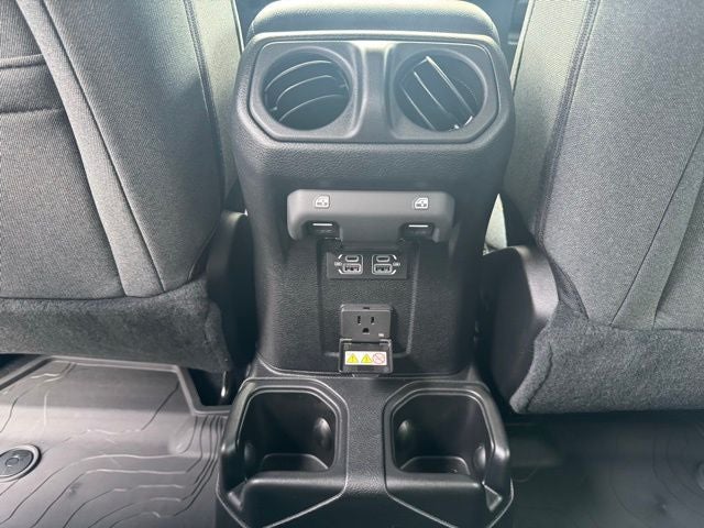 2025 Jeep Gladiator Sport S - Photo 39