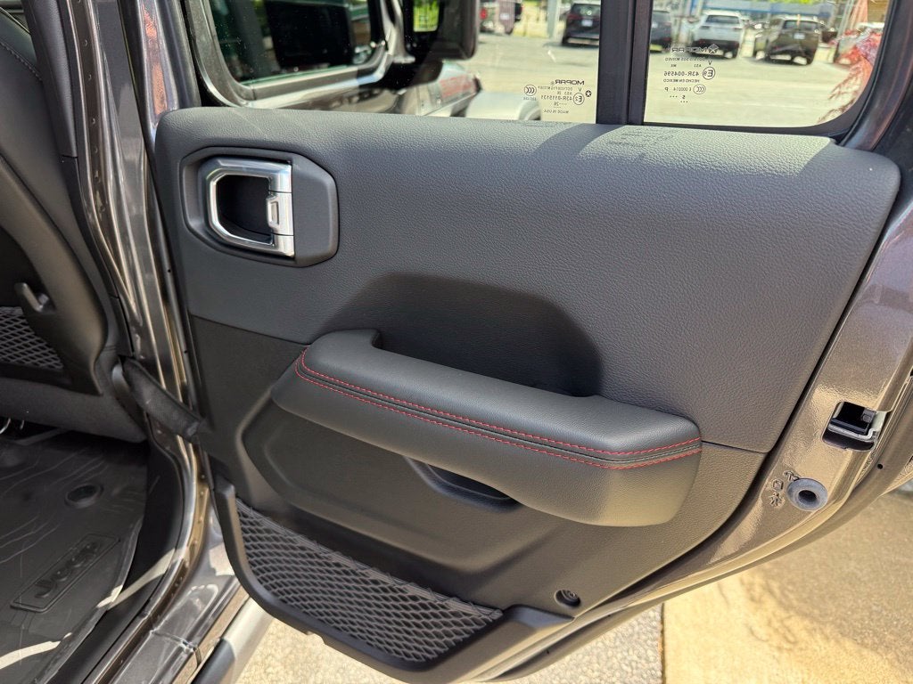 2026 Jeep Gladiator GLADIATOR SHADOW OPS 4X4