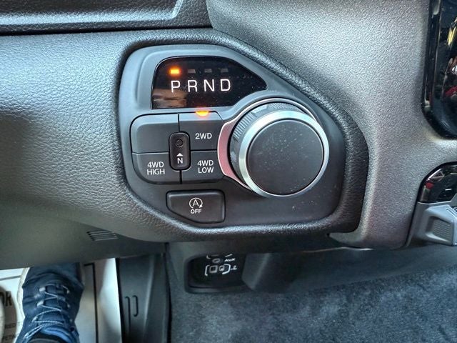 2025 RAM Ram 1500 RAM 1500 TRADESMAN CREW CAB 4X4 5'7' BOX