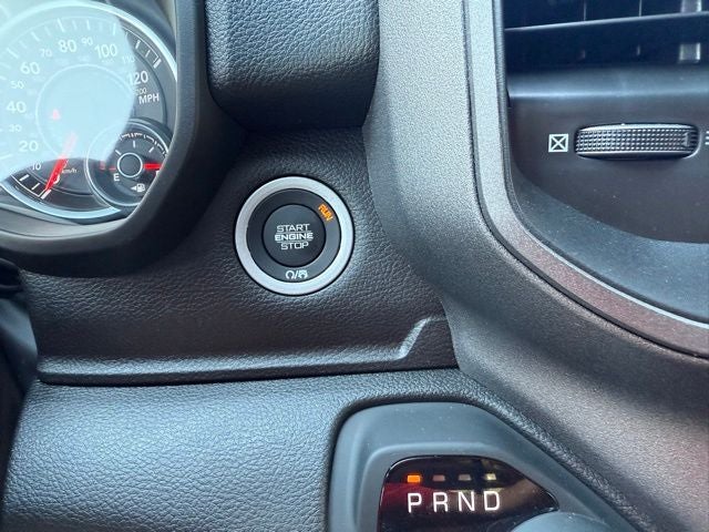2025 RAM Ram 1500 RAM 1500 TRADESMAN CREW CAB 4X4 5'7' BOX