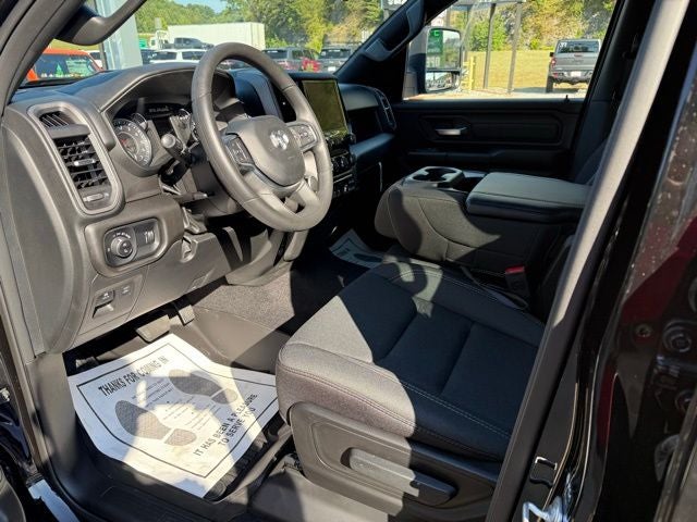 2025 RAM Ram 1500 RAM 1500 TRADESMAN CREW CAB 4X4 5'7' BOX