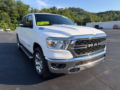 2022 RAM 1500 Big Horn Crew Cab 4x4 5'7' Box