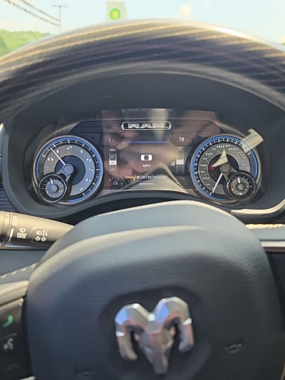 2021 RAM 1500 Limited Crew Cab 4x4 5'7' Box