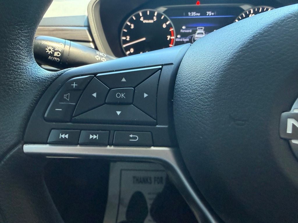 2023 Nissan Altima SV FWD