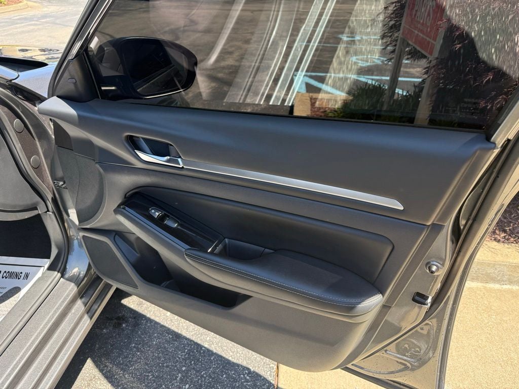 2023 Nissan Altima SV FWD