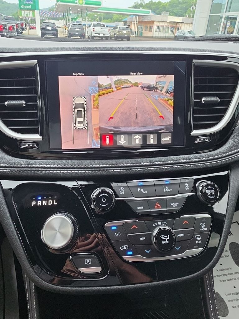 2027 Chrysler Pacifica PACIFICA LIMITED AWD