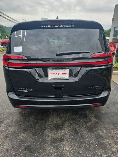 2027 Chrysler Pacifica PACIFICA LIMITED AWD