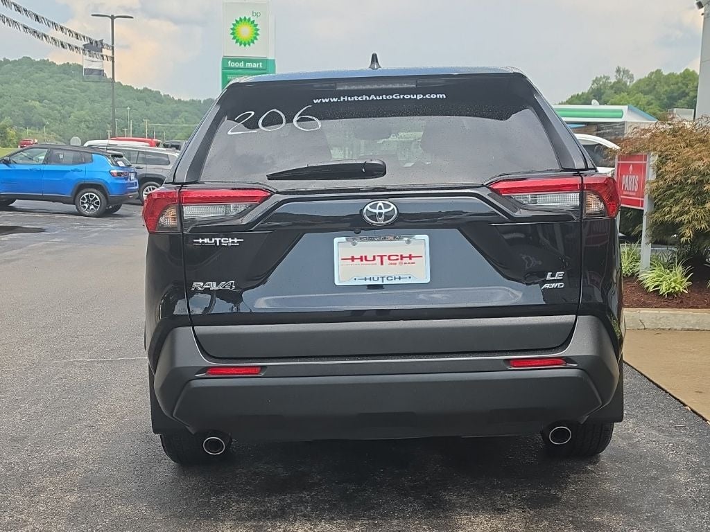 2025 Toyota RAV4 LE