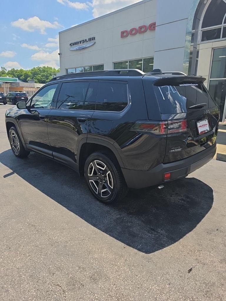 2026 Jeep Cherokee CHEROKEE LAREDO 4X4