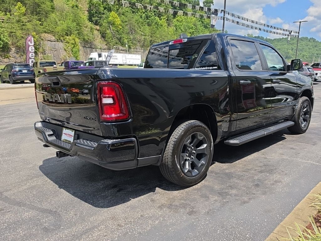 2026 RAM 1500 RAM 1500 EXPRESS CREW CAB 4X4 5'7' BOX
