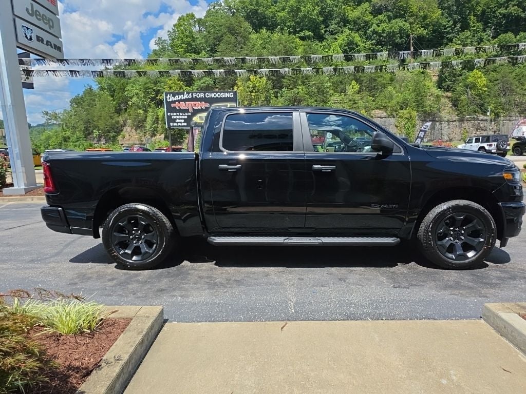 2026 RAM 1500 RAM 1500 EXPRESS CREW CAB 4X4 5'7' BOX