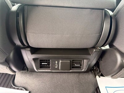 2024 Chevrolet Silverado 1500 4WD Crew Cab Short Bed LT with 2FL