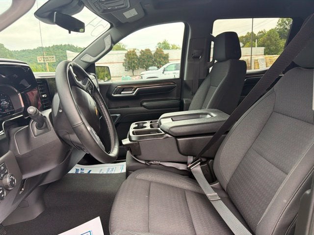 2024 Chevrolet Silverado 1500 4WD Crew Cab Short Bed LT with 2FL