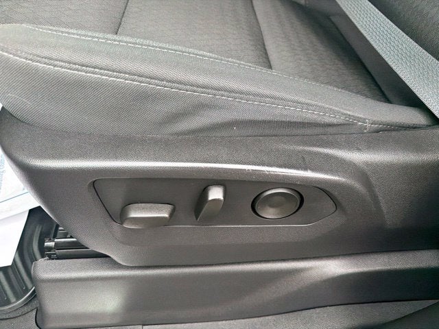 2024 Chevrolet Silverado 1500 4WD Crew Cab Short Bed LT with 2FL