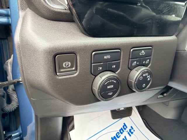 2024 Chevrolet Silverado 1500 4WD Crew Cab Short Bed LT with 2FL