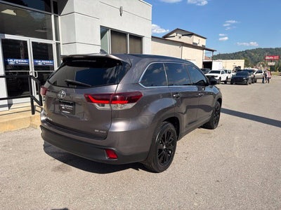 2019 Toyota Highlander SE