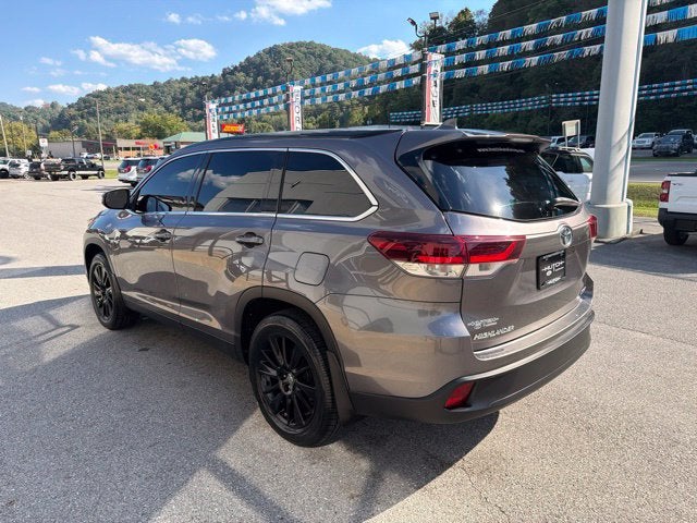 2019 Toyota Highlander SE