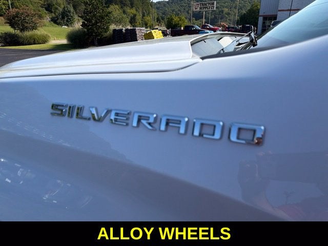 2025 Chevrolet Silverado 1500 LT LT1