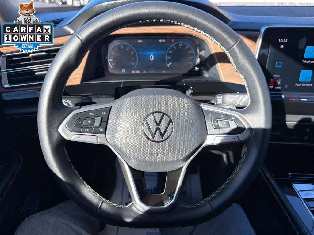 2026 Volkswagen Atlas SE w/Technology