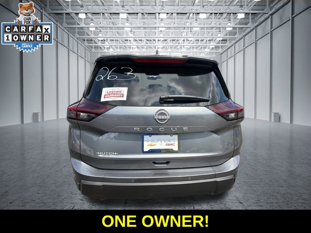2026 Nissan Rogue SV