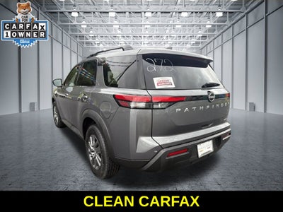 2025 Nissan Pathfinder SV